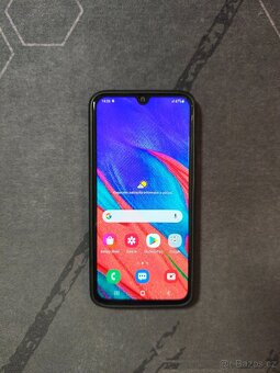 Samsung Galaxy A40 - 9