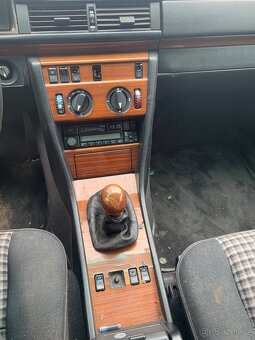 Mercedes Benz e220 w124 combi - 9