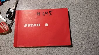 Ducati Monster 695 - 9