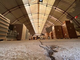 Pronájem Skladů a Výroby od 100m2, Kanceláří, Zpevně. ploch - 9