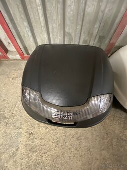 Kufr na skutr nebo motorku - 9