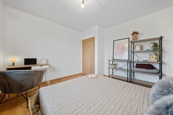 Rodinný dům 4+kk, Holešovice, Chroustovice - 9