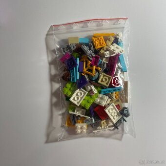 LEGO Friends 41111 Vlak na oslavy - 9