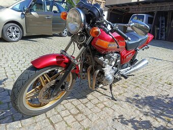 Honda RC04 cb750f - 9