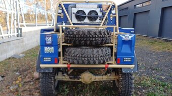 Mercedes G rally - GFK díly - 9