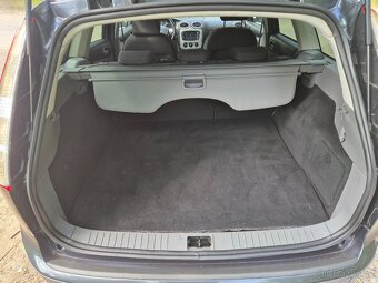 Ford Focus Combi 1.6 16v X ROAD - 9
