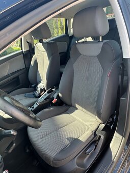 Seat Leon 1.6 tdi dsg parkovací kamera Isofix klimatizace - 9