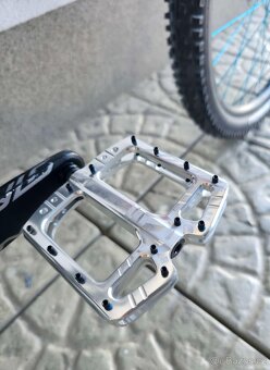 Horské kolo Santa Cruz Hightower Carbon C 2019 - 9