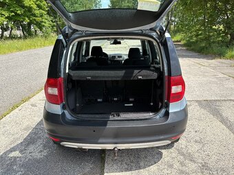 ŠKODA Yeti 2.0 TDI 4x4 2012, PO TECHN.STRANCE TOP - 9