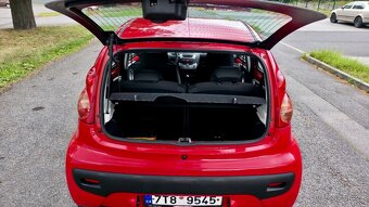 Peugeot 107 1,0i - Klimatizace - 9