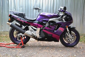 SUZUKI GSX-R 750W (GR7BA) - 38tkm - 9