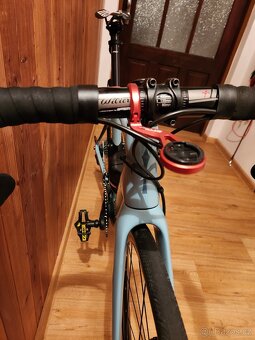 Prodám e-bike Wilier Cento1 Hybrid Ultegra 2022 modré/černé - 9