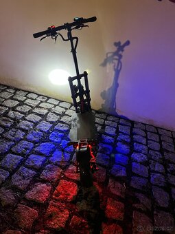 Elektrokoloběžka - 9