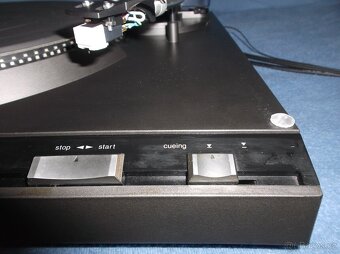 Gramofon TECHNICS SL-3310, plný automat - 9