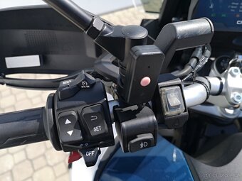 CFMOTO 800 MT Touring,r.v.2022, nové v ČR, 1.majtel - 9