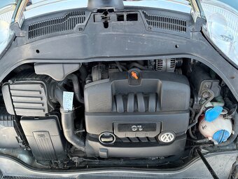 VW Jetta 1.6, 75 kw, 1. Majitel - 9