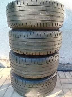 5x108R18 - 225/40R18 Ultrawheels - 9
