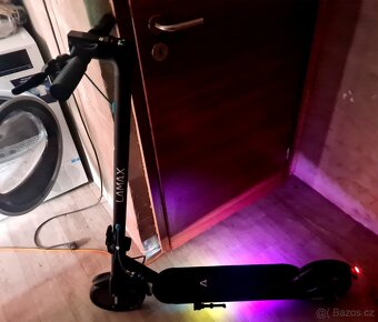 Elektrokoloběžka Lamax Málo využíváno - 9