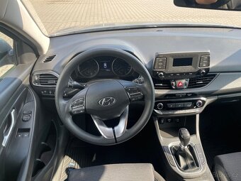 Hyundai i30 kombi, 1,5i 81kW ČR - 9