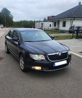 Škoda Superb 2.0TDI 103Kw Elegance - 9