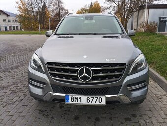 Mercedes ML350 CDI  Bluetec 4x4 - 9