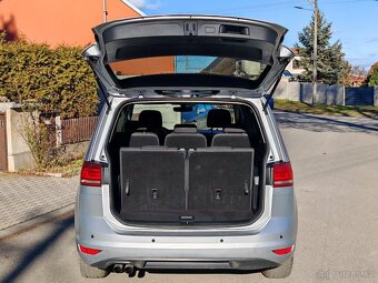 Prodám VW Touran 2,0 TDI, DSG 6.st., 7 míst, rv 2016 - 9