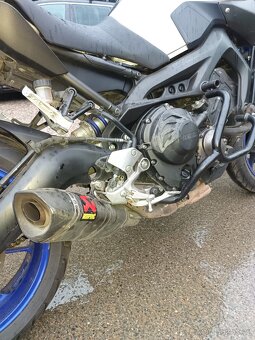 Yamaha MT 09 - 9