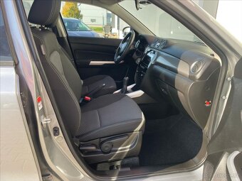 Suzuki Vitara 1,6 VVT PREMIUM (2018) - 9
