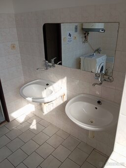 Pronájem bytu 2kk, balkón + parkování - Pečky centrum - 9