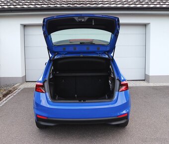 ŠKODA FABIA 4 - AUTA na splátky BEZ příjmů a registrů - 9