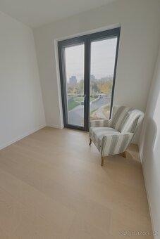 Pronájem bytu 3+kk 96 m² Menclova, Praha - Libeň - 9