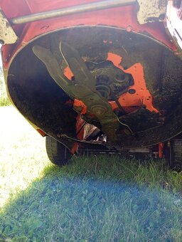 Sekačka Oleo-Mac LUX 55 TBI – silný motor B&S - 9