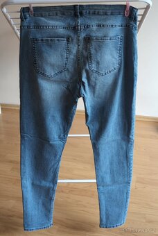 elastické džíny zn. HM - 44-46 - 9