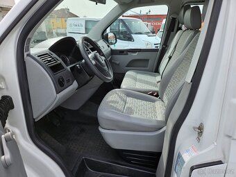 VW TRANSPORTER 2.0 TDI 9MÍST L1H1 2010 - 9