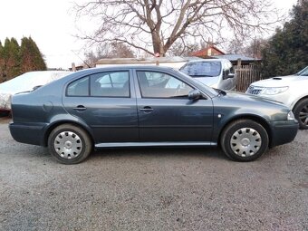 ŠKODA OCTAVIA TOUR 1,6i BENZIN 75 KW RV 2005,KLIMA - 9