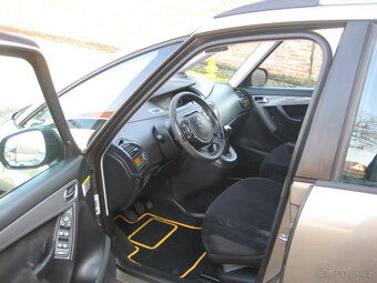 CITROEN GRAND C4 PICASSO 1.6 HDi 7.MÍST 1.MAJITEL - 9