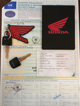 Honda GL 1000 GoldWing - 9