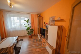 Prodej rodinného domu 4+1 s bazénem o rozloze 144 m2, ulice - 9