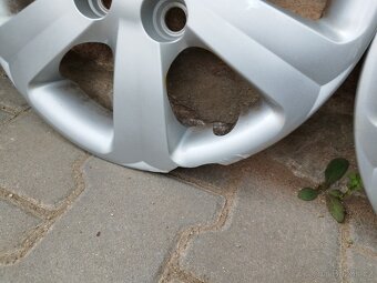 P: Plech. disky R14 Accent III Rio II + poklice a matice - 9