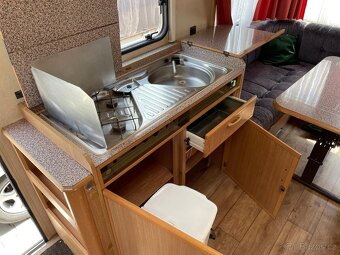 Adria Forma 470, 4 osoby, stan, wc, 100km/h, pevná postel - 9