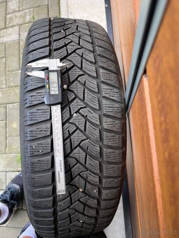 Zimní pneu 215/65R16 - 9