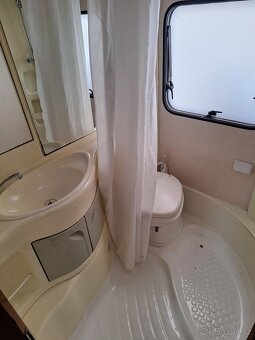 Obytny automobil - 9