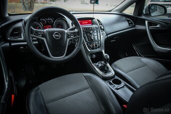 Opel Astra 1.6 85kW - 9