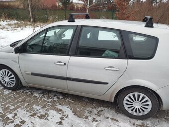 Renault Grand Scenic 1.9 DCI - 9