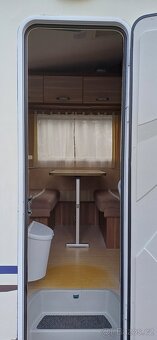 Obytný automobil - 9