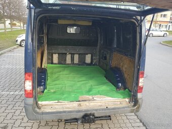 Ford Transit 2,0 TDCI - 9