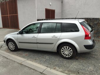 Prodám Renault Megane 1.4i 16V 72Kw r.v.2007 - 9