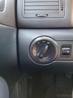 Škoda Octavia 1.9 tdi Tour 4/2010 combi - 9