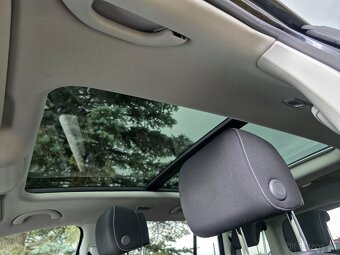 VW Touran CUP 2.0 TDI CR 103 KW-2014-PANORAMA-TAŽNÉ-155 TKM - 9