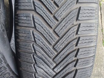 215/55R17 98V Michelin Alpin 6 - 9